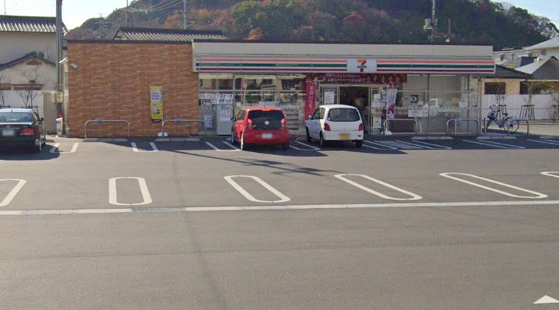 コンビニ　セブンイレブン倉敷福井店（コンビニ）まで779m
