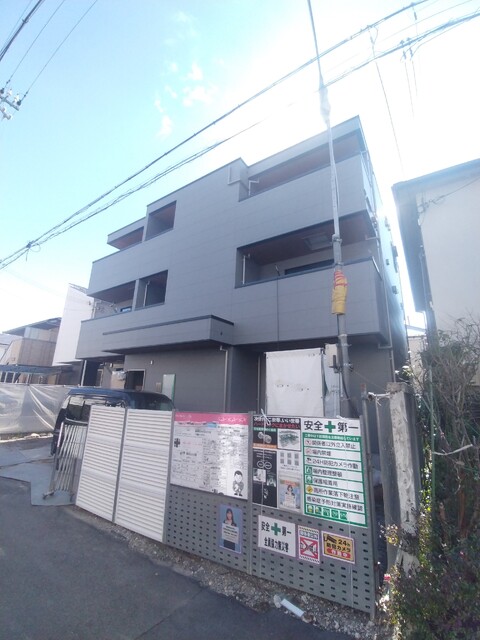 【（仮称）西宮市川添町新築計画の建物外観】