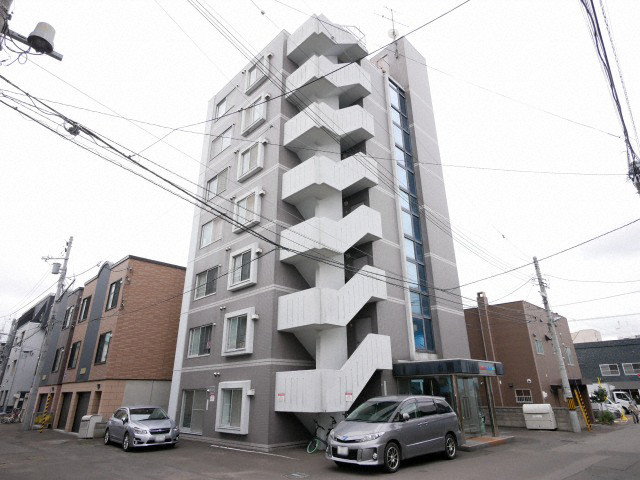 ＭＡＩＳＯＮ　ＨＯＸＩＮ南１０条（メゾンホクシン）の建物外観