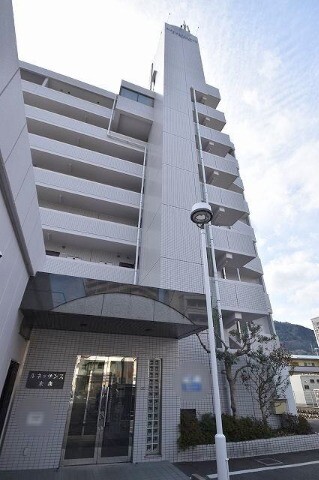 【広島市安佐北区可部のマンションの建物外観】