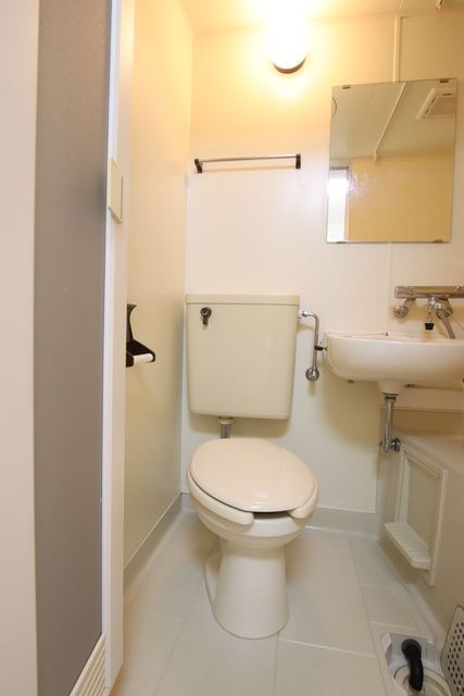 トイレ　３点ユニットバス