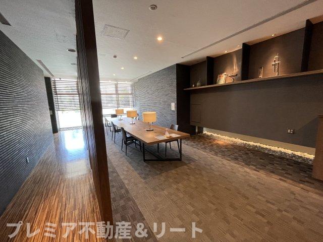 ロビー　ビジネスコミュニケーションルームです