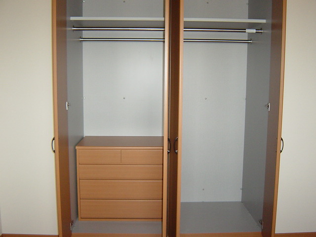 収納　クローゼット