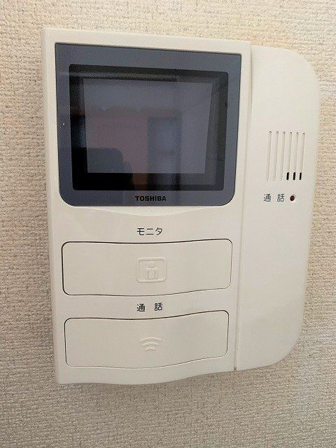 セキュリティ　モニター付きインターホンで急な来訪にも安心です♪