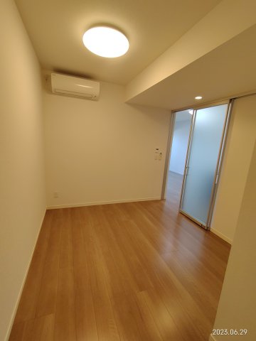 居室・リビング　別部屋写真です。