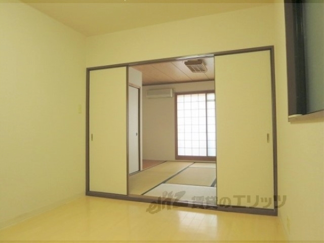 居室・リビング　洋室