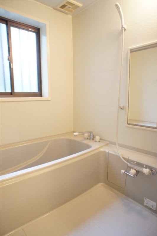 バス・シャワールーム　図面と現状に相違がある場合には現状を優先