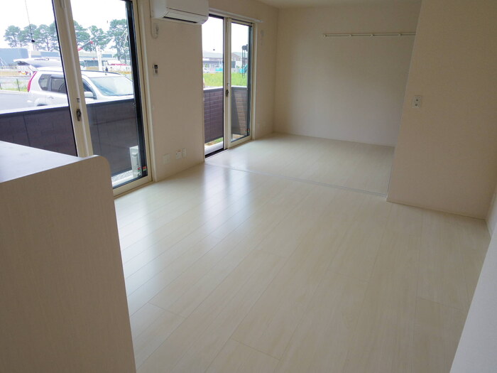 居室・リビング　リビング