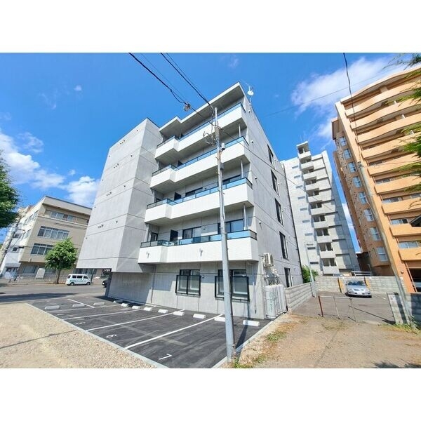 建物外観　建物外観