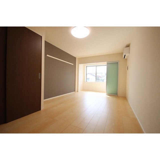 居室・リビング　※写真は全て１０７（反転タイプ）