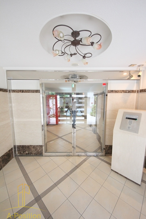 エントランス　ファインブルーム靭公園