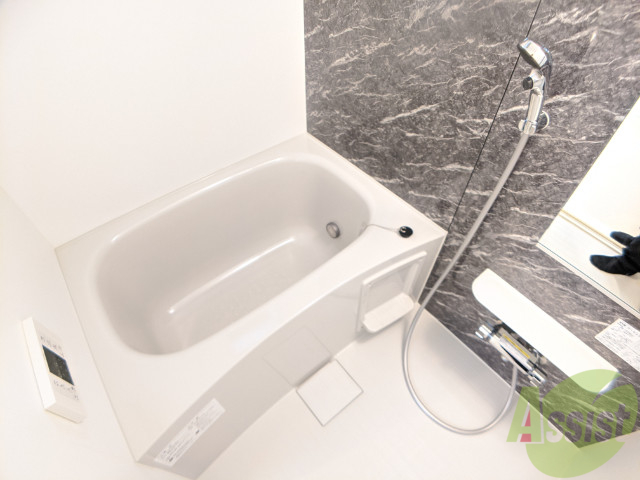 バス・シャワールーム　疲れた一日はお風呂にゆっくり浸かりたいものですね。