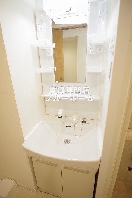 洗面設備　独立洗面台あります！