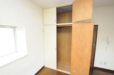 収納　クローゼット