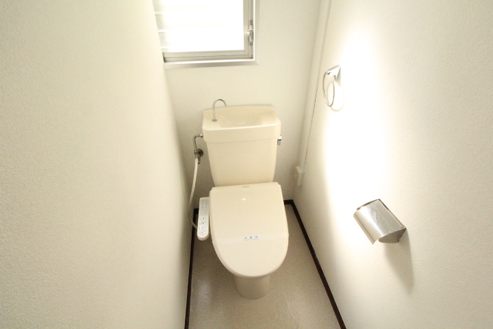 トイレ　温水洗浄便座☆