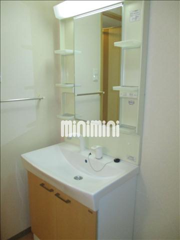 洗面設備　きれいな洗面所です