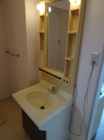 洗面設備　※他部屋参照