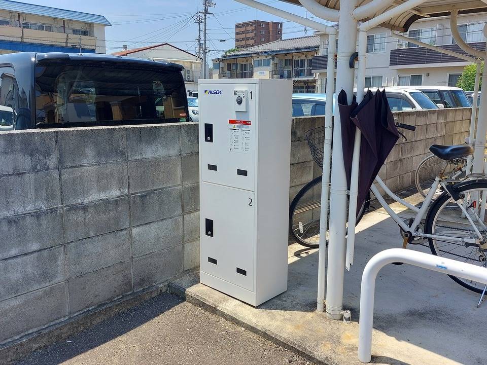 エントランス　宅配ボックス