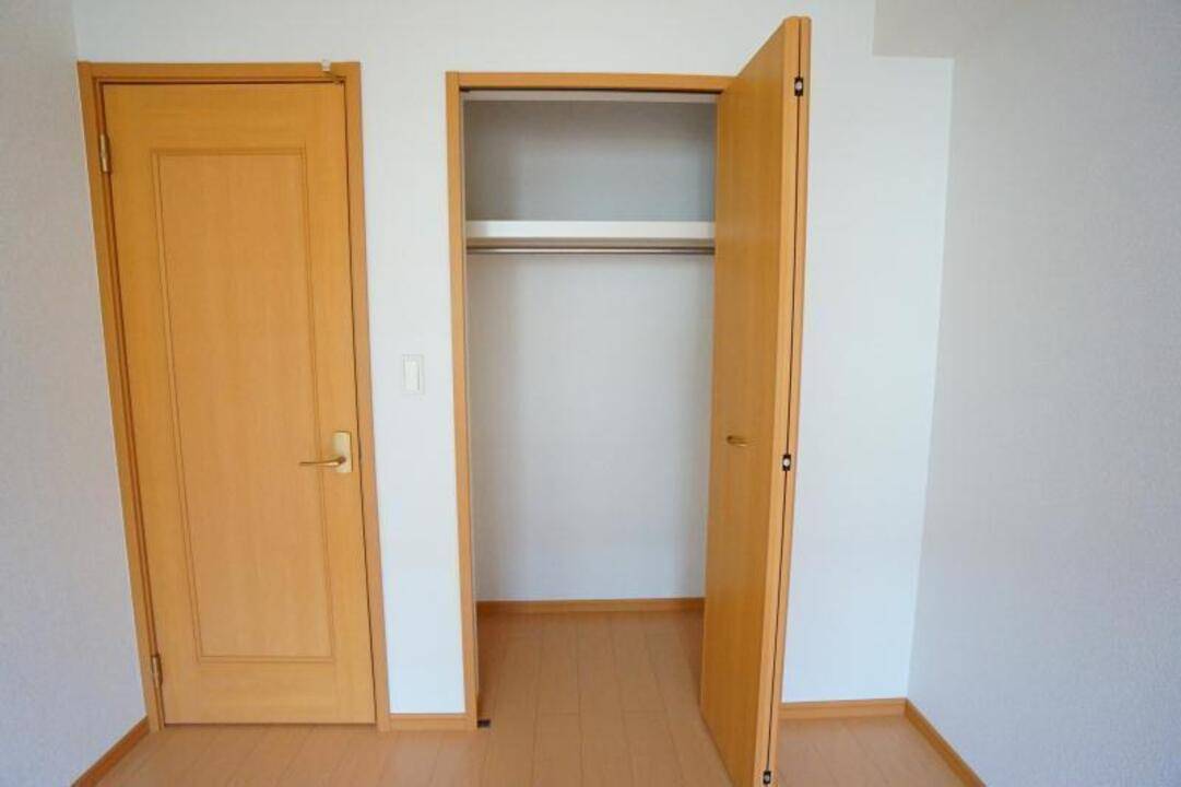 収納　クローゼット
