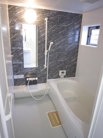 バス・シャワールーム　きれいなお風呂です