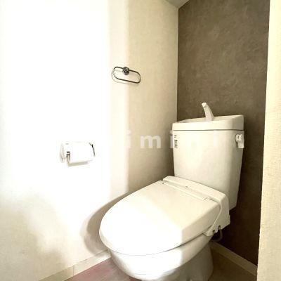 トイレ　※写真は他号室を含む為現状優先とさせて頂きます