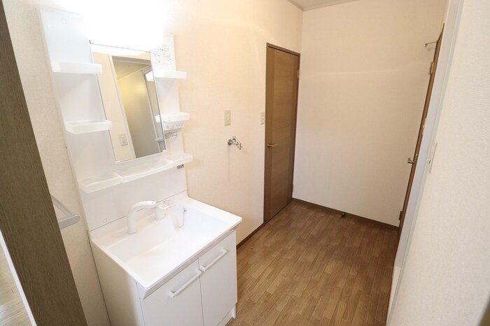 洗面設備　洗髪洗面化粧台