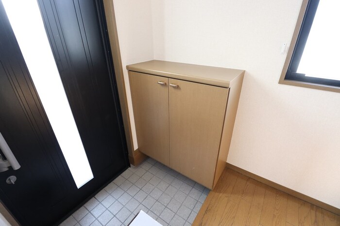 玄関　シューズボックス