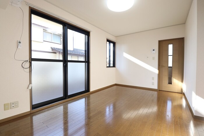 居室・リビング　リビング全景