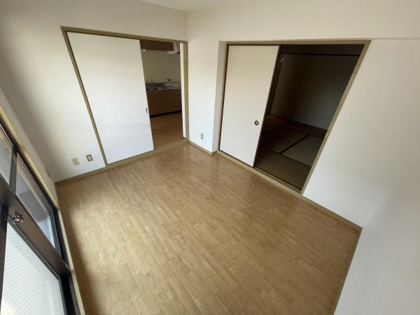 その他部屋・スペース　明るい洋室！