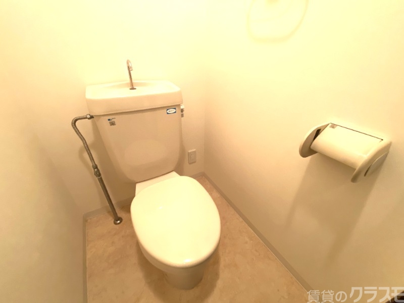 トイレ　シンプルです。