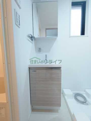 洗面設備　反転の写真となっております。