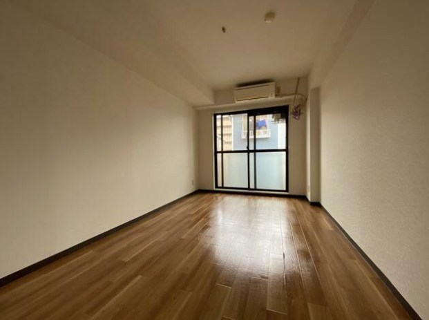 居室・リビング　※写真は別部屋のものとなります。