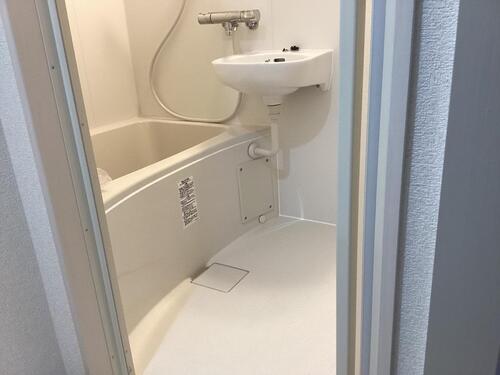 バス・シャワールーム　浴室