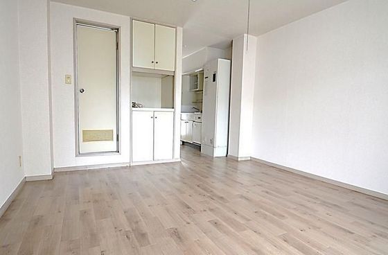 居室・リビング　他号室のお写真です