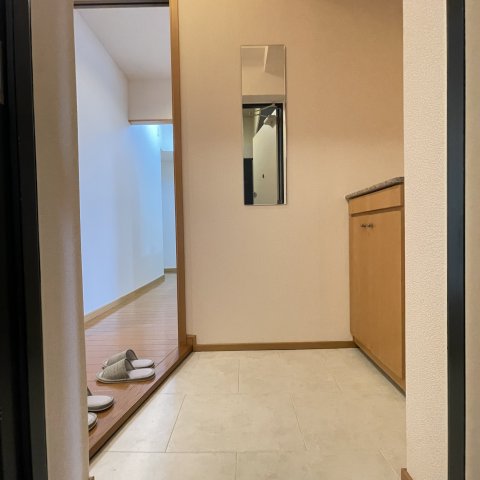 玄関　同仕様タイプです