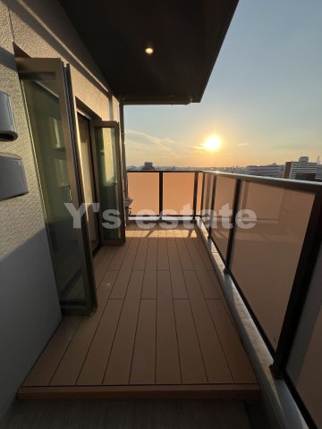 バルコニー　ウッドデッキ