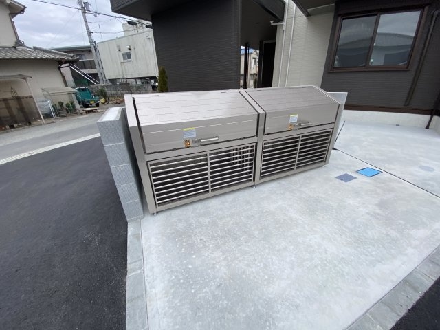 その他　ゴミ捨て場（その他）まで10m