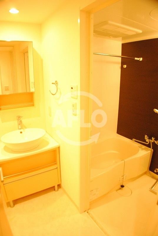 洗面設備　アーバネックス北浜　洗面脱衣所