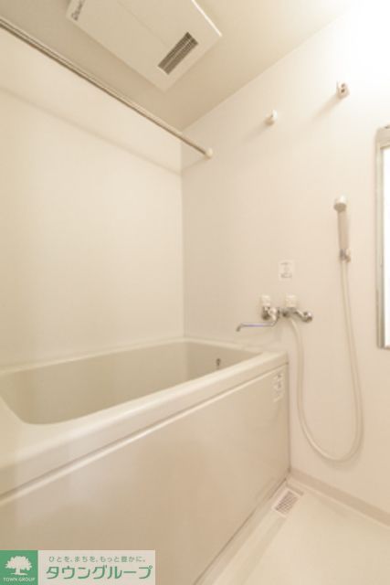 バス・シャワールーム　※写真は同タイプ住戸です。