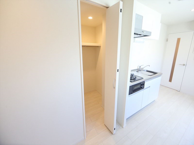 収納　クローゼット（収納充実してます）　同仕様写真