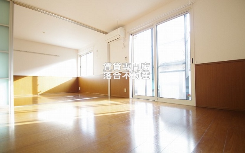 居室・リビング　広々とした明るいリビング♪