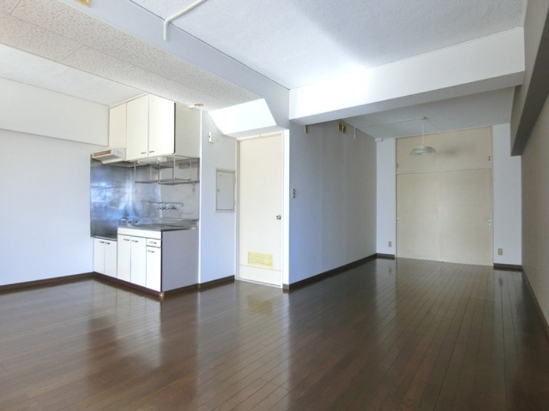 居室・リビング　図面と現状に相違がある場合には現状を優先