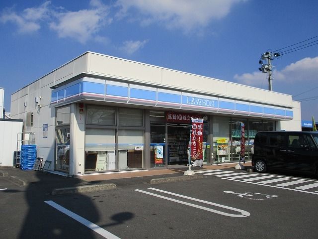 コンビニ　ローソン都城年見町店（コンビニ）まで1100m