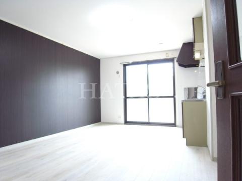 居室・リビング　同物件別部屋です。