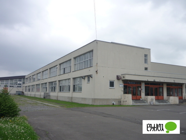 小学校　旭川市立正和小学校（小学校）まで1150m