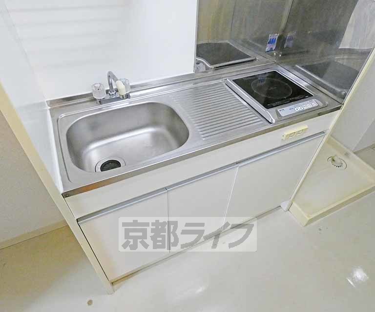 キッチン　キッチンです。