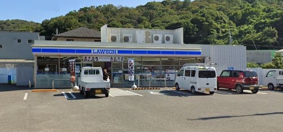 コンビニ　ローソン和歌山岩橋西山田店様（コンビニ）まで612m
