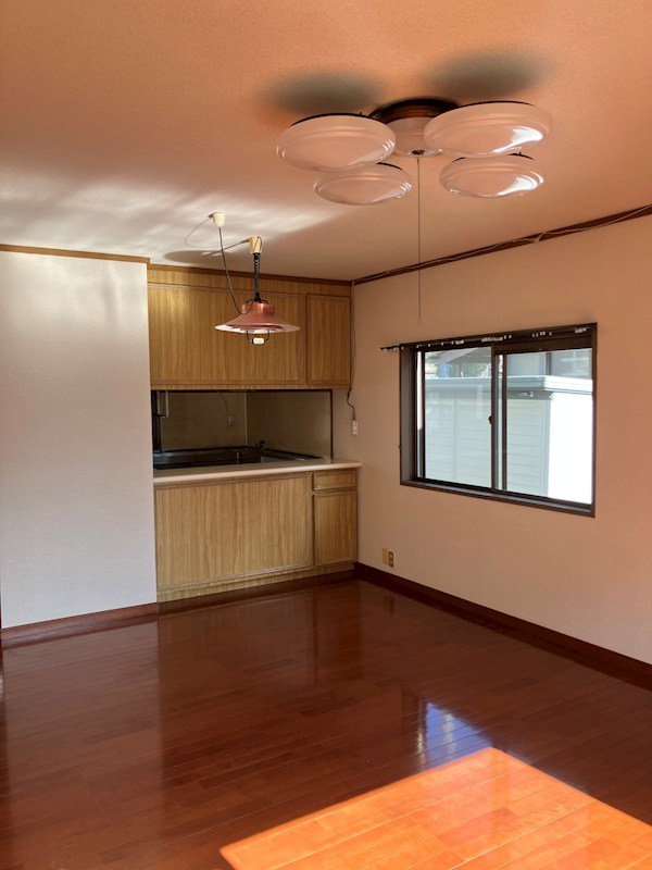 【小野口様貸家の居室・リビング】