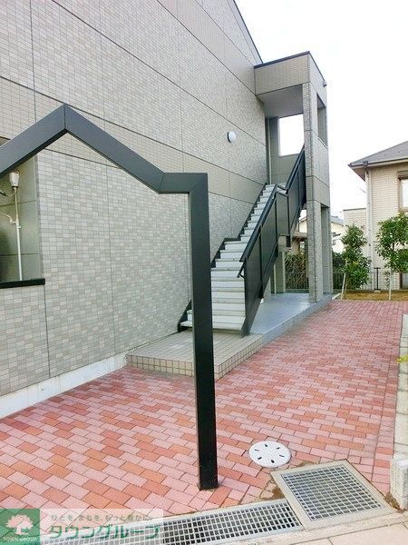 エントランス　お問合せはタウンハウジングまで！※現地待合わせ相談可能