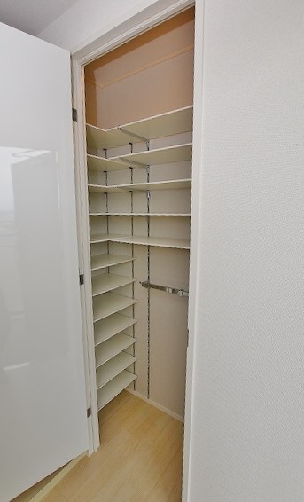 エントランス　トールシューズボックス★